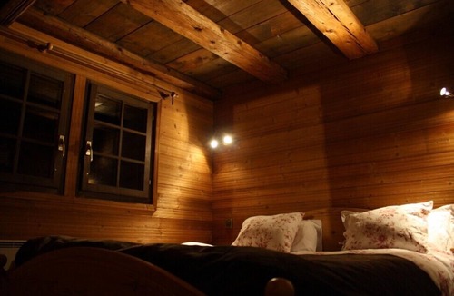 Gryon Ski Chalet | Stunningly beautiful 3 Bedroom Newly Refurbished Ski Chalet (Built 1769)