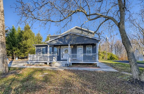 Ellicott City House | STUNNINGLY SPACIOUS 2B2B HOUSE WITH PARKING