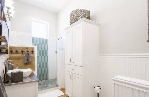 Kaufman Apartment | Stunting Loft in Historic Building