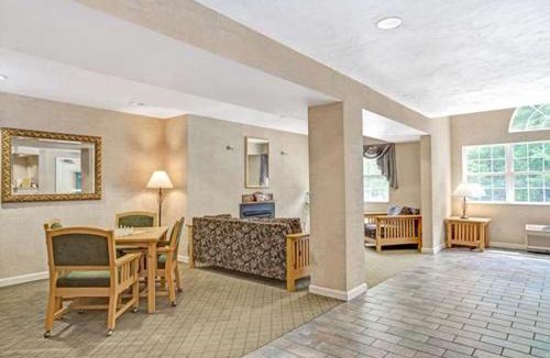 Sturbridge Hotel | Sturbridge Plaza Hotel