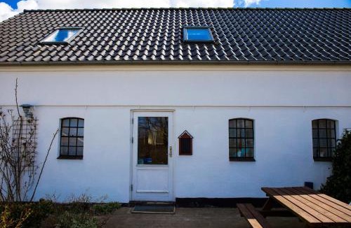 Give House | Stutteri Skandihest Apartments