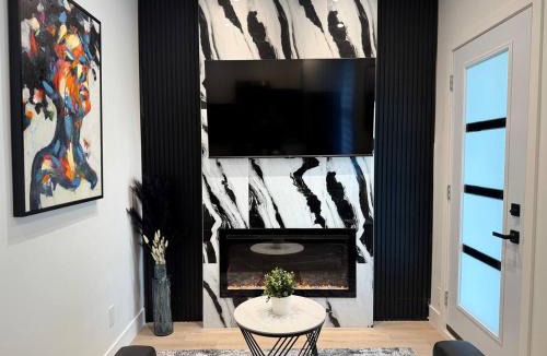 Shaughnessy Village Apartment | Style City Getaway! Downtown on point! Full Private apartments!