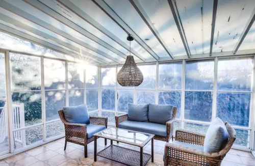 Candiac House | Style & confort by Montreal -New - 3 BR Bungalow