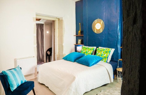 Castres Apartment | Style Room 81