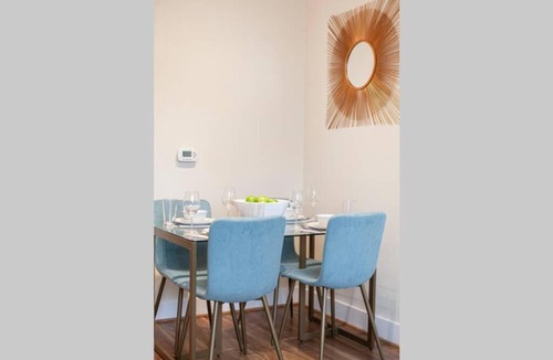 Old Town West Apartment | Stylish 1 Bdrm Apt w/King Bed