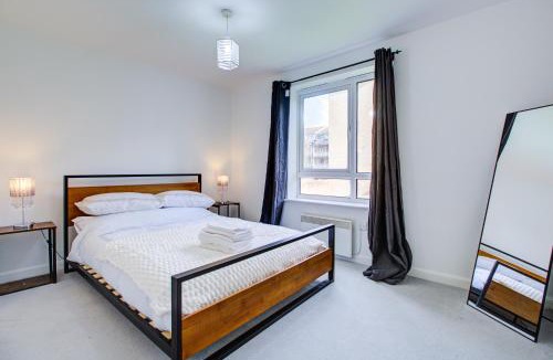 Brent Apartment | Stylish 1-Bed Apartment - Sofa Bed Free Parking