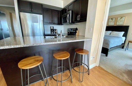 Central Waterfront Apartment | Stylish 1 Bedroom Condo with Unobstructed CN Tower View