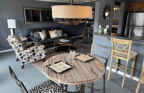 West Plaza Apartment | Stylish 1-Bedroom Plaza Retreat with Pool - 43