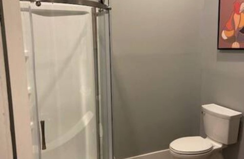 Downtown Jackson House | Stylish 1 bedroom studio with kitchenette