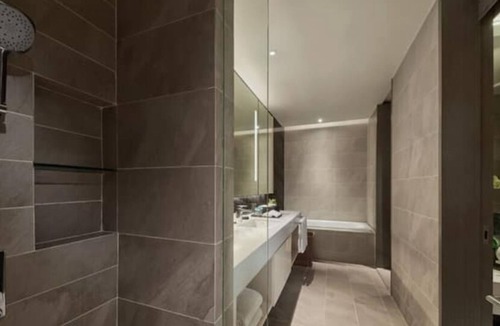 Golden Triangle Hotel | Stylish 1-BR Exec Suite Bukit Bintang Free Breakfast