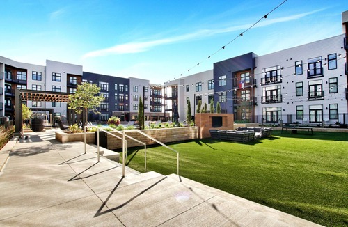 Wichita Apartment | Stylish 1BR APT with City Skyline Views