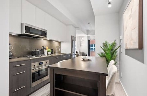 Eau Claire Condo | Stylish 1BR by Riverwalk & Eau Claire DT