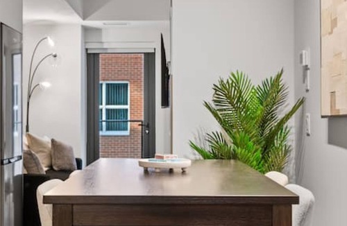 Eau Claire Condo | Stylish 1BR by Riverwalk & Eau Claire DT