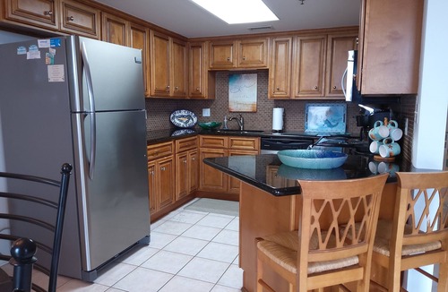 Orange Beach Condo | Stylish 1BR - Direct Beachfront - Renovated -Phoenix VII