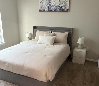 Egypt Apartment | Stylish 1BR in Magnolia Easy Access to Woodlands