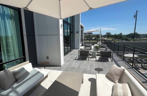 McNeil Apartment | Stylish 1BR N. Austin Stay | Pool & Gym