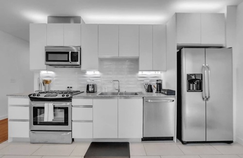 Downtown Tulsa Apartment | Stylish 1BR Near BOKCntr-Gym,Lounge,Balcony,Pet OK