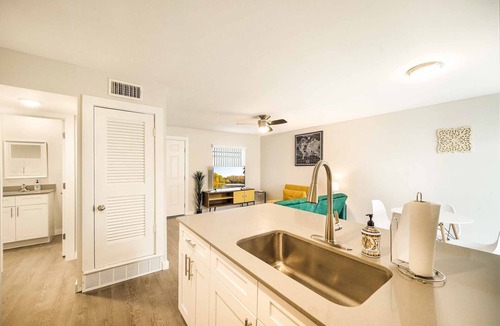 Mueller Apartment | Stylish 1BR Near UT | Mueller | Evonify 3303