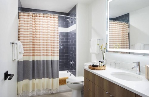 LoDo Hotel | Stylish 1BR w/Kitchen | Outdoor Pool | Gaming Area | Fire Pit | BBQ Area
