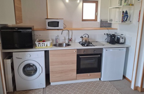 Mantilly Apartment | Stylish 1st floor apartment with heated pool & private jacuzzi, 3 star rated