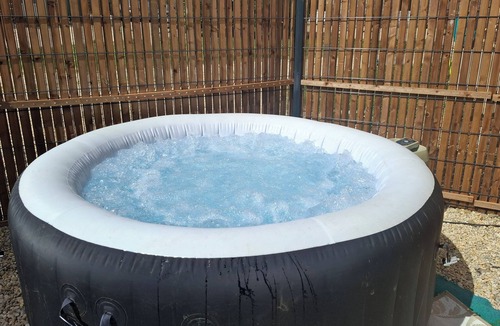 Mantilly Apartment | Stylish 1st floor apartment with heated pool & private jacuzzi, 3 star rated