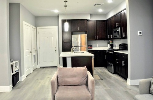 Sealy Apartment | Stylish 2 bed/2bath in Sealy with Pool