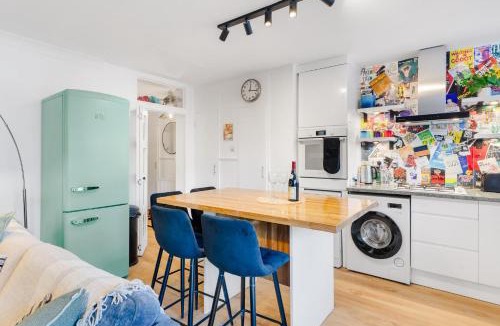 Waterloo Apartment | Stylish 2 bed Central London