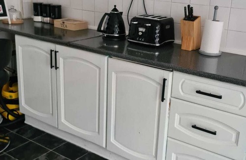 Hunton Bridge Apartment | Stylish 2 Bed Flat-Harry Potter/Leavesden Studios/Watford Junction