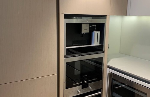 Vauxhall Apartment | Stylish 2 Bed Flats Near US Embassy