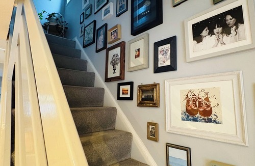 Elmers End House | Stylish 2-Bed house, workspace & Easy London Access!