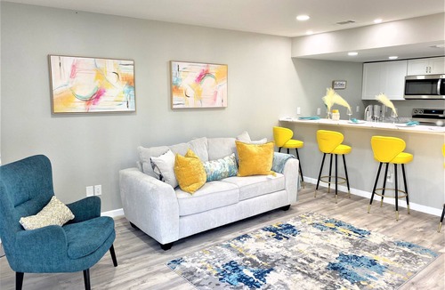 West Arlington Apartment | Stylish 2 bedroom 2bath with all the bells and the whistles In Arlington Texas