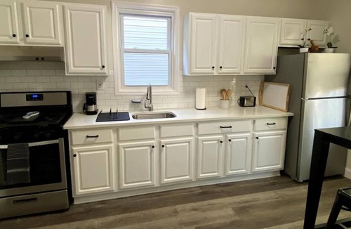 Irvington Apartment | Stylish 2-bedroom apartment