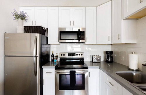 Camelback East Condo | Stylish 2 Bedroom Camelback