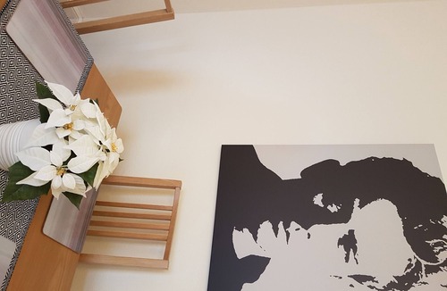 Leith Condo | Stylish 2 Bedroom flat in Leith