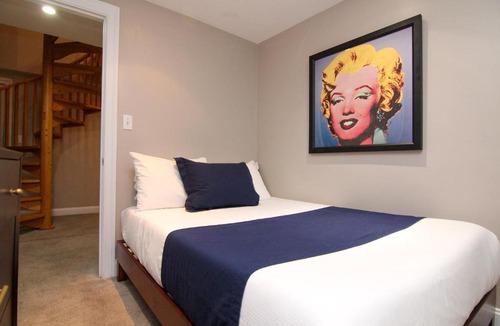 Columbus Apartment | Stylish 2 Bedroom in South End