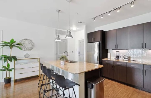 Frisco House | Stylish 2B near Legacy West