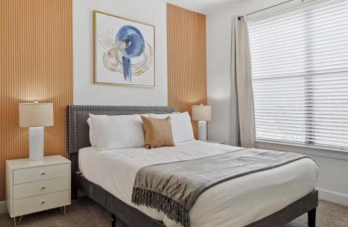 Frisco Apartment | Stylish 2B near Legacy West Wi-Fi Fitness Pool 2349