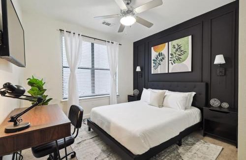 Frisco Apartment | Stylish 2B near Legacy West Wi-Fi Fitness Pool