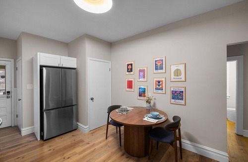 University City House | Stylish 2bd/1ba University City Bungalow Close to Loop/Wash. U.
