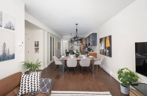 Mile End Apartment | Stylish 2BD/2BA Brand New in Mile End/Plateau