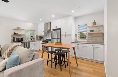 Olde Solana Beach Apartment | Stylish 2BD Peek-a-boo Ocean View High-End Stay