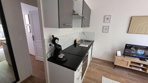 Arras Apartment | Stylish 2bedroom apartment near town hall quiet downtown