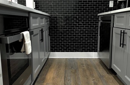 Lodi Apartment | Stylish 2BR/2BA Apt near NYC Free Parking Full Kitchen & W/D