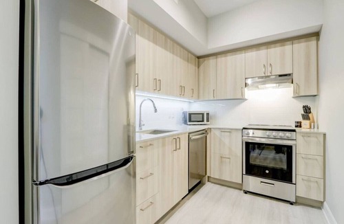 Centretown Apartment | Stylish 2BR Apt w/Cinema, GYM, & Skyline Views!