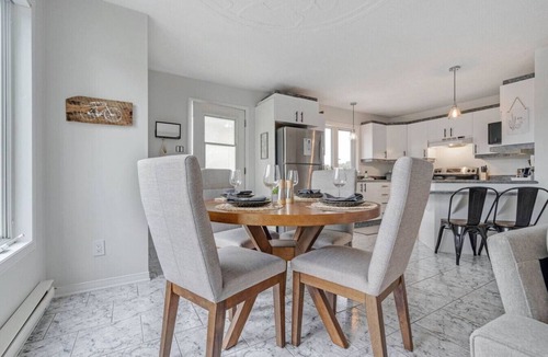Gatineau Apartment | Stylish 2BR by Ottawa River