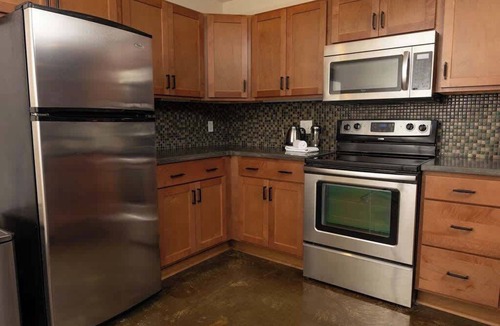 Roanoke Apartment | Stylish 2BR downtown luxury