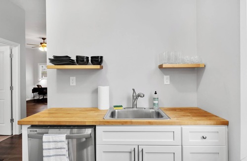 Mount Washington House | Stylish 2BR! Off-Street Parking!