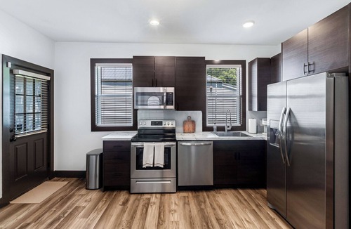 Smoketown Jackson House | Stylish 2BR Retreat Minutes from NuLu & Downtown!