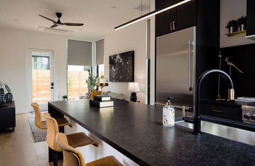 Zilker House | Stylish 2BR Zilker/Barton Springs Home. Walkable, Modern, True Austin Vibes!