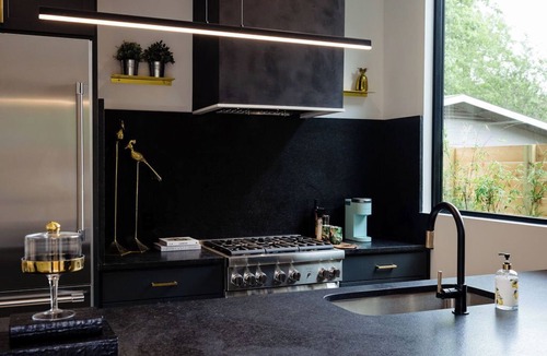 Zilker House | Stylish 2BR Zilker/Barton Springs Home. Walkable, Modern, True Austin Vibes!